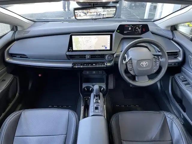 トヨタ プリウス Z 東京都 2025(令7)年 1.9万km ブラック 純正ナビ　/フルセグ　/Ｂｌｕｅｔｏｏｔｈ　/全周囲カメラ　/ＵＳＢ　/デジタルインナーカメラ　/電動リアゲート　/シートヒーター　/シートベンチレーション　/追従型クルコン　/シートメモリー　/ステアリングヒーター/BSM/ドライブモード/ヘッドライトレベライザー/ドアバイザー/衝突被害軽減システム