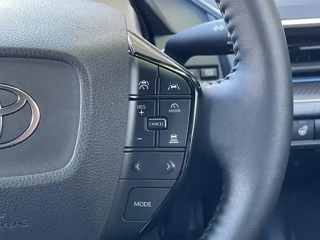 トヨタ プリウス Z 東京都 2025(令7)年 1.9万km ブラック 純正ナビ　/フルセグ　/Ｂｌｕｅｔｏｏｔｈ　/全周囲カメラ　/ＵＳＢ　/デジタルインナーカメラ　/電動リアゲート　/シートヒーター　/シートベンチレーション　/追従型クルコン　/シートメモリー　/ステアリングヒーター/BSM/ドライブモード/ヘッドライトレベライザー/ドアバイザー/衝突被害軽減システム