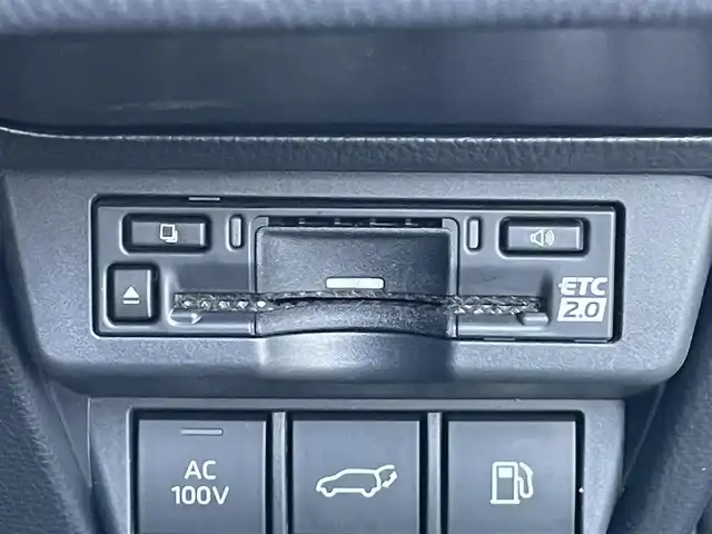 トヨタ プリウス Z 東京都 2025(令7)年 1.9万km ブラック 純正ナビ　/フルセグ　/Ｂｌｕｅｔｏｏｔｈ　/全周囲カメラ　/ＵＳＢ　/デジタルインナーカメラ　/電動リアゲート　/シートヒーター　/シートベンチレーション　/追従型クルコン　/シートメモリー　/ステアリングヒーター/BSM/ドライブモード/ヘッドライトレベライザー/ドアバイザー/衝突被害軽減システム