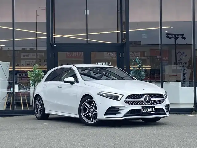 メルセデス・ベンツ Ａ２００ｄ AMGライン 福岡県 2020(令2)年 2.2万km デジタルホワイト ・アダプティブクルーズコントロール/・純正HDDナビ/USB/Bluetooth/・全方位カメラ/・ハーフレザーシート/シートヒーター/・フルセグ/・ETC/・純正18AW/・プッシュスタート/・パーキングアシスト/・アイドリングストップ/・スマートキー/・パワーシート/・レーンキープアシスト/・オートライト/・LEDライト