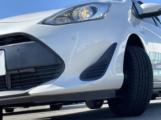 トヨタ アクア S スタイルブラック 佐賀県 2019(平31)年 4万km ホワイトパールクリスタルシャイン ワンオーナー/トヨタセーフティセンス/レーンディパーチャーアラート/プリクラッシュセーフティ/クリアランスソナー/オートマチックハイビーム/純正ナビゲーション【NSZT-W68T】/AM FM CD DVD Bluetooth フルセグテレビ/バックカメラ/ETC/ステアリングリモコン/純正フロアマット/プッシュスタート/スマートキー/スペアキー１本/ドアバイザー