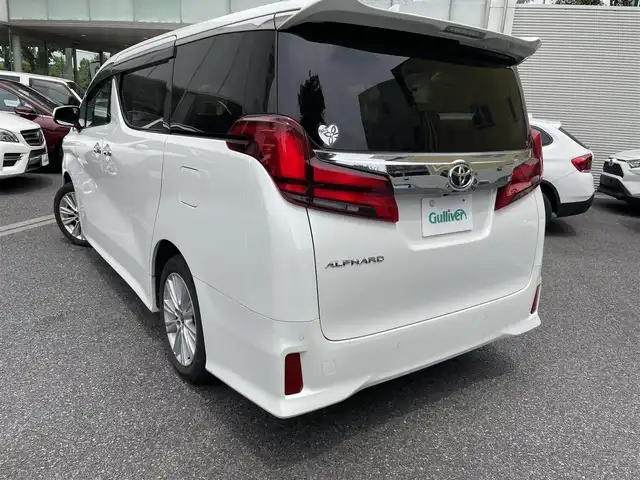トヨタ アルファード S 東京都 2022(令4)年 1.4万km ホワイトパールクリスタルシャイン セーフティセンス（予防安全パッケージ）詳細は検査員記入欄参照/ワンオーナー/保証書・取説・ナビ取説/Egプッシュスタートキー・スマートキー×2/MTモード付AT/アイドリングストップ/2列目リラックスキャプテンシート・オットマン/純正９インチディスプレイナビ/BT/USB/AppleCarPlay/AndroidAuto/バックカメラ・パーキングサポート/純正ビルトイン2.0ETC/純正フロントドラレコ/両側ワンタッチパワースライドドア（イージークロージャー付）・バックドアイージークロージャー/純正１８インチアルミ/ブラック加飾2眼ェDヘッドライト・LEDフォグ・オートライト/革巻きステア・ステアスイッチ/AUTOHOLD/AV100V電源