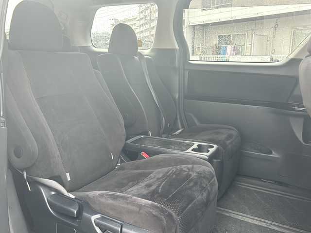 トヨタ ヴェルファイア 2．4Z プラチナセレクションⅡ 宮崎県 2011(平23)年 7.9万km ブラック 社外ナビ/バックカメラ/フルセグTV/フリップダウンモニター/パワーバックドア/サンルーフ/両側パワースライドドア/クルーズコントロール/取説、記録簿