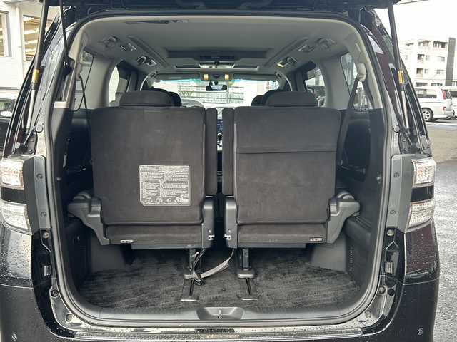 トヨタ ヴェルファイア 2．4Z プラチナセレクションⅡ 宮崎県 2011(平23)年 7.9万km ブラック 社外ナビ/バックカメラ/フルセグTV/フリップダウンモニター/パワーバックドア/サンルーフ/両側パワースライドドア/クルーズコントロール/取説、記録簿