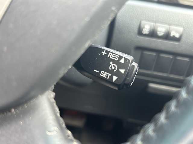 トヨタ ヴェルファイア 2．4Z プラチナセレクションⅡ 宮崎県 2011(平23)年 7.9万km ブラック 社外ナビ/バックカメラ/フルセグTV/フリップダウンモニター/パワーバックドア/サンルーフ/両側パワースライドドア/クルーズコントロール/取説、記録簿