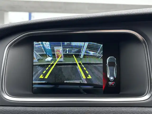 ボルボ Ｖ４０ クロスカントリー T5 AWD モメンタム 熊本県 2016(平28)年 1.4万km オニキスブラックP 純正ナビ/【フルセグTV/Bluetooth/DVD/CD】/バックカメラ/クルーズコントロール/衝突被害軽減ブレーキ/レーンキープアシスト/コーナーセンサー/パドルシフト/アイドリングストップ/純正18インチAW/ドライブレコーダー/ETC/オートLEDヘッドライト/プッシュスタート/ステアリングスイッチ/取扱説明書