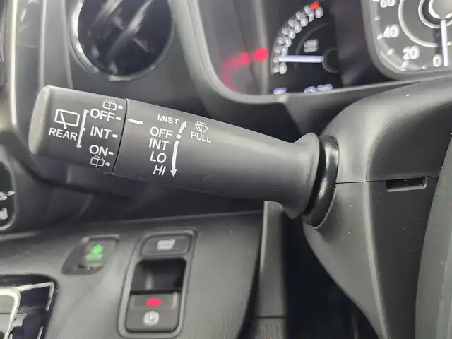 ホンダ Ｎ ＷＧＮ カスタム L 愛知県 2024(令6)年 1.6万km クリスタルブラックパール 純正9インチプレミアムインターナビ/　　・CD/DVD/BT/applecarplay/USBポート/フルセグTV/バックカメラ/ドライブレコーダー（前後）/ビルトインETC/本革巻ステアリングリモコン/レザーシート/シートヒーター（前席）/純正フロアマット/純正14インチアルミホイール/テールゲートスポイラー/ホンダセンシング/　　・衝突軽減ブレーキ/　　・誤発信抑制機能/　　・誤後方発進抑制機能/　　・路外逸脱抑制機能/　　・アダプティブクルーズコントロール/　　・車線維持システム/　　・先行車発進お知らせ機能/　　・標識認識機能/　　・オートハイビーム/　　・パーキングセンサーシステム/LEDヘッドライト/フォグランプ/シーケンシャルランプ/デイライト/取扱説明書/保証書/スペアキー