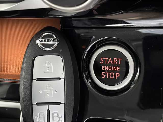 日産 セレナ ハイウェイスターVセレクションⅡ 福岡県 2019(平31)年 8万km ブリリアントホワイトパール 純正9インチメモリナビ/・CD/DVD/BT/フルセグTV/・全方位モニター/エマージェンシーブレーキ/プロパイロット/オートハイビーム/パーキングアシスト/インテリジェントルームミラー/両側パワースライドドア/前方ドライブレコーダー/ETC/革巻きステアリング/・ステアリングリモコン/オートブレーキホールド/・電子パーキング/LEDヘッドライト/・オートライト/・フォグランプ