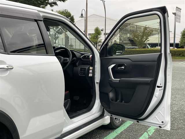 トヨタ ライズ Z 静岡県 2020(令2)年 5万km シャイニングホワイトパール 1オーナー/衝突軽減B/レーサークルコン /モデリスタフルエアロ/純正9型ナビ/地デジ/Bカメラ/ビルトインETC/ドラレコ/前席シートヒーター/LEDシーケンシャルターンランプ/LEDフォグ/純正17インチAW/スマートキー/スペアキー/保証書/取扱説明書/記録簿