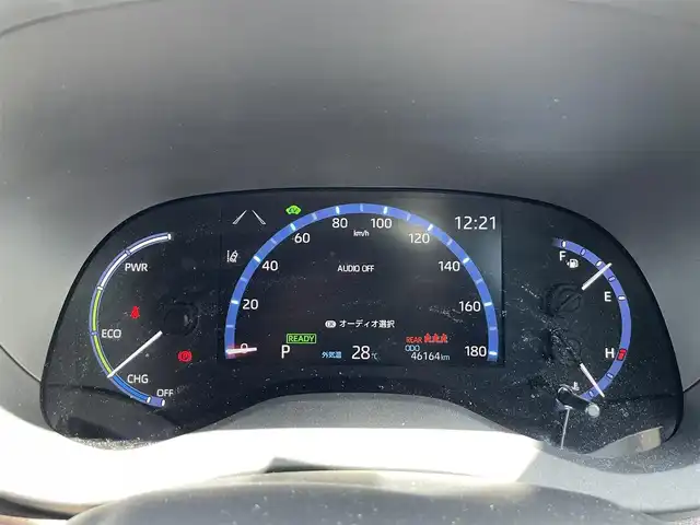 トヨタ ヤリスクロス ハイブリッド Z 佐賀県 2021(令3)年 4.7万km ホワイトパールクリスタルシャイン ワンオーナー/純正9型ディスプレイオーディオ/・AM/FM/BT/Appple Car Play/Android Auto//・バックカメラ/・ナビ機能付き/LEDヘッドライト/・オートマチックハイビーム/茶革ハーフレザーシート/・シートヒーター「運転席/助手席」/前後ドライブレコーダー/純正18インチアルミホイール/電動パーキングブレーキ/・オートホールド機能付/スマートキー/USB入力端子/ETC/純正フロアマット/純正ドアバイザー/新車保証書/取扱説明書/スペアキー1本/Toyota Safety Sense/・プリクラッシュセーフティ（自動ブレーキ・歩行者/自転車検知）/・レーンディパーチャーアラート/・レーントレーシングアシスト（車線維持支援）/・レーダークルーズコントロール（全車速追従機能付）/・ロードサインアシスト（標識認識）/・VSC（車両安定制御システム）/・TRC（トラクションコントロール）/・ABS＋EBD＋ブレーキアシスト/・ヒルスタートアシストコントロール