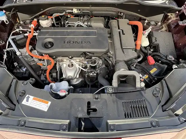 ホンダ ＺＲ－Ｖ ハイブリッド e:HEV Z 岩手県 2024(令6)年 1.3万km アーバンチタニウムメタリック 禁煙車/4WD/ワンオーナー/レザーシート/全方位カメラ/置くだけ充電/パワーバックドア/ハンドルヒーター/全席シートヒーター/前席パワーシート/純正ナビ/→フルセグTV/Bluetooth/FM/AM/バックカメラ/ステアリングスイッチ/ブラインドスポットモニター/前後コーナーセンサー/電子パーキング/オートブレーキホールド/オートライト/LEDヘッドライト/〇プッシュスタート/〇パドルシフト/〇電動格納ミラー/〇ウィンカーミラー/〇ドアバイザー/〇フロアマット/〇スマートキー/前後純正ドライブレコーダー/ビルトインETC2.0
