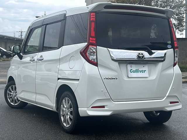 トヨタ ルーミー カスタムG－T 石川県 2016(平28)年 8.9万km パールホワイトⅢ スマートアシストIII/・衝突回避支援ブレーキ機能/・ブレーキ制御付き誤発進抑制機能（前後）/・車線逸脱警報機能/・ふらつき警報機能/・オートライト機能/ワンオーナー/純正メモリナビゲーション/【CD・フルセグTV・Bluetooth・SD】/型番：NSZT-Y66T/両側パワースライドドア/前後ドライブレコーダー/クルーズコントロール/純正AW夏タイヤ車載 溝3mm/LEDヘッドライト/・フォグランプ/フルフラット/前席シートヒーター/ビルトインETC/プッシュスタート/・スマートキー/・スペアキー1本/電動格納ミラー/・ウィンカーミラー/取扱説明書/保証書