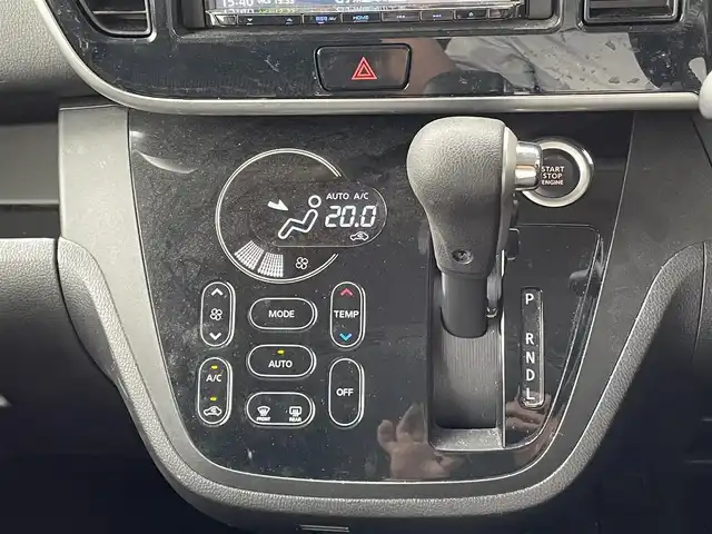 日産 デイズ ルークス ハイウェイスターX 岩手県 2018(平30)年 6.3万km クールシルバー 社外ナビ/前方ドライブレコーダー/エマージェンシーブレーキ/アラウンドビューモニター/バックカメラ/フロントカメラ/サイドカメラ/片側パワースラドドア/ステアリングスイッチ/Bluetooth/CD、DVD/フルセグTV/LEDヘッドライト/フォグランプ/オートライト/オートマチックハイビーム/社外フロアマット/純正アルミホイール/プッシュスタート/スマートキー