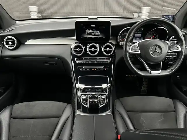 メルセデス・ベンツ ＧＬＣ２２０ d 4マチックスポーツ 長野県 2019(平31)年 5.7万km ポーラホワイト HUD(ヘッドアップディスプレイ) /レーダーセーフティパッケージ/純正HDDナビ/360°ビューカメラ/フルセグTV/bluetooth/パークトロニック/パワーバックドア/LEDヘッドライト/パワーシート/シートヒーター/ハーフレザーシート/ETC2.0 /キーレスゴー/ドライブレコーダー/レーダー探知機/保証書・取説・スペアキー