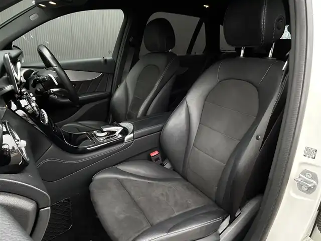 メルセデス・ベンツ ＧＬＣ２２０ d 4マチックスポーツ 長野県 2019(平31)年 5.7万km ポーラホワイト HUD(ヘッドアップディスプレイ) /レーダーセーフティパッケージ/純正HDDナビ/360°ビューカメラ/フルセグTV/bluetooth/パークトロニック/パワーバックドア/LEDヘッドライト/パワーシート/シートヒーター/ハーフレザーシート/ETC2.0 /キーレスゴー/ドライブレコーダー/レーダー探知機/保証書・取説・スペアキー