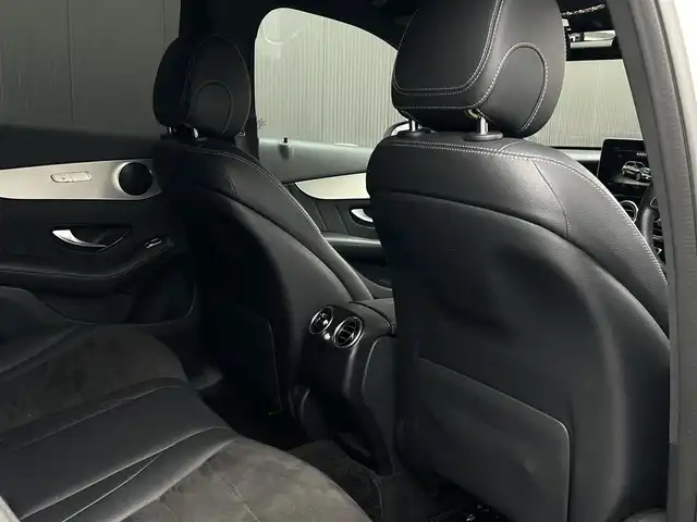 メルセデス・ベンツ ＧＬＣ２２０ d 4マチックスポーツ 長野県 2019(平31)年 5.7万km ポーラホワイト HUD(ヘッドアップディスプレイ) /レーダーセーフティパッケージ/純正HDDナビ/360°ビューカメラ/フルセグTV/bluetooth/パークトロニック/パワーバックドア/LEDヘッドライト/パワーシート/シートヒーター/ハーフレザーシート/ETC2.0 /キーレスゴー/ドライブレコーダー/レーダー探知機/保証書・取説・スペアキー