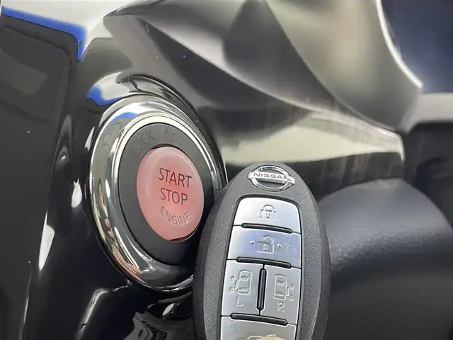 日産 エルグランド 250HWS S アーバンクロム ホワイトレザー 宮城県 2016(平28)年 6.8万km ブリリアントホワイトパール 両側パワースライドドア/電動リアゲート/純正ナビ/(AM/FM/TV/AUX/CD/DVD)/フリップダウンモニター/全方位カメラ/ETC/クルーズコントロール/ホワイトレザーシート/パワーシート/シートメモリー/シートヒーター/プッシュスタート/スマートキー/スペアキー/オートライト/LEDヘッドライト/フォグランプ/純正18インチアルミホイール/禁煙車