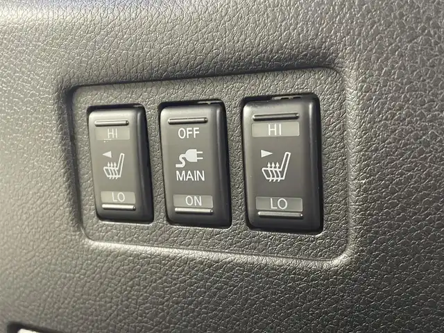 日産 エルグランド 250HWS S アーバンクロム ホワイトレザー 宮城県 2016(平28)年 6.8万km ブリリアントホワイトパール 両側パワースライドドア/電動リアゲート/純正ナビ/(AM/FM/TV/AUX/CD/DVD)/フリップダウンモニター/全方位カメラ/ETC/クルーズコントロール/ホワイトレザーシート/パワーシート/シートメモリー/シートヒーター/プッシュスタート/スマートキー/スペアキー/オートライト/LEDヘッドライト/フォグランプ/純正18インチアルミホイール/禁煙車