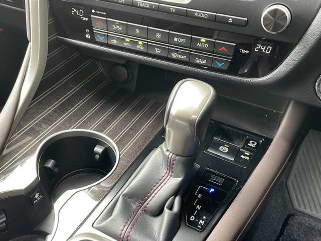 レクサス ＲＸ 200t バージョンL 長野県 2016(平28)年 4.4万km ソニッククォーツ サンルーフ/ブラウンレザーシート/純正メーカーナビフルセグTV/フロント・サイド・バックカメラ/ETC２．０/パワーバックドア/前後コーナーセンサー/シートヒーター/ステアリングヒーター/純正20インチアルミ/レーンキープアシスト/保証書・取説・スペアキー/カードキー