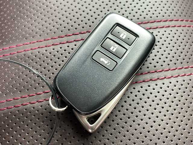 レクサス ＲＸ 200t バージョンL 長野県 2016(平28)年 4.4万km ソニッククォーツ サンルーフ/ブラウンレザーシート/純正メーカーナビフルセグTV/フロント・サイド・バックカメラ/ETC２．０/パワーバックドア/前後コーナーセンサー/シートヒーター/ステアリングヒーター/純正20インチアルミ/レーンキープアシスト/保証書・取説・スペアキー/カードキー