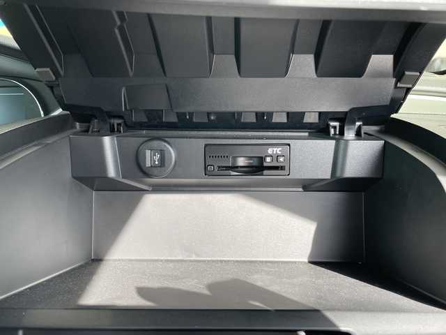 スズキ ソリオ HV MZ 愛知県 2019(平31)年 2.5万km ネオンブルーM 純正8型ナビ　SDカードなし/全方位カメラ/両側パワースライドドア/レーダークルーズコントロール/シートヒーター/バックカメラ/コーナーセンサー/純正アルミホイール/パドルシフト/LEDヘッドライト/ドライブレコーダー/ETC/衝突軽減システム/フルセグ/CD DVD/Bluetooth/ステアリングスイッチ/スマートキー/プッシュスタート