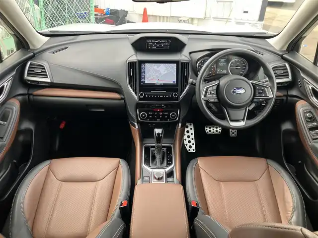 スバル フォレスター ハイブリッド アドバンス 道南・函館 2023(令5)年 2.8万km クリスタルホワイトP /純正ナビ//フルセグTV//ドライブレコーダー//全周囲カメラ//デジタルインナーミラー//パワーバックドア//シートヒーター//レーダークルーズコントロール//ブラインドスポットモニター//ETC//保証書//取扱説明書