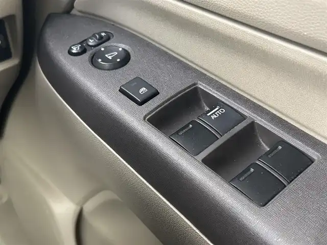 ホンダ Ｎ ＷＧＮ G SSコンフォートパッケージ 千葉県 2017(平29)年 5.1万km ルナシルバーM 禁煙車/純正ナビ/・VXM-184VFi/・CD/DVD/BT/フルセグ/あんしんパッケージ/・シティブレーキアクティブシステム/・サイドエアバッグシステム＋サイドカーテンエアバッグシステム/前席シートヒーター/ビルトインETC/バックカメラ/スマートキー/純正14インチアルミホイール/ヒーテッドドアミラー/アイドリングストップシステム/チルトステアリング