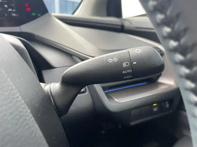 トヨタ プリウス G 栃木県 2024(令6)年 1.8万km アティチュードブラックマイカ トヨタセーフティセンス/純正8インチディスプレイオーディオ(ナビ付)/フルセグTV/Bluetooth/USB/HDMI/MiraCast/バックカメラ/ビルトインETC2.0/前後ドライブレコーダー/TVキャンセラー/シートヒーター/レーダークルーズコントロール/ブラインドスポットモニター/クリアランスソナー/ステアリングリモコン/ダウンサス(純正積込)/純正17インチWCP/アクセサリーコンセント/スマートキー/スペアキー/保証書/取説