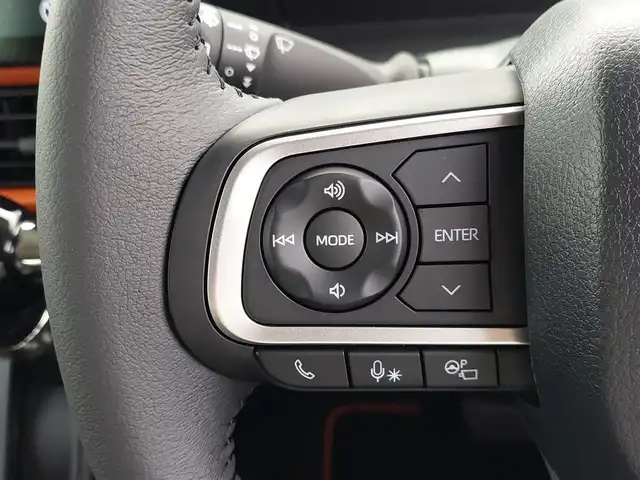 ダイハツ タント ファンクロスターボ 東京都 2025(令7)年 0.1千km サンドベージュメタリック 届出済未使用車/純正9インチディスプレイオーディオ/パノラミックビューモニター/両側パワースライドドア/アイドリングストップ/シートヒーター/スマートキー/ルーフレール/ルーフキャリア/LEDヘッドライト/スマートキー/スマートアシスト/・衝突軽減ブレーキ/・車線逸脱警報機能/・路側逸脱警報機能/・オートハイビーム/・コーナーセンサー