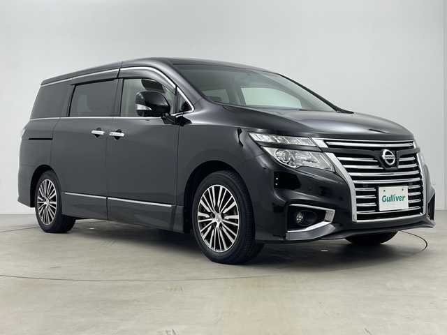 日産 エルグランド 250ハイウェイスター プレミアム 鹿児島県 2017(平29)年 2.7万km ファントムブラック 純正ナビ/両側パワースライドドア/ドライブレコーダー/フルセグテレビ/ビルトインETC/D/Nパワーシート/純正フリップダウンモニター/パワーバックドア/アラウンドビューモニター/シートヒーター/メモリーシート