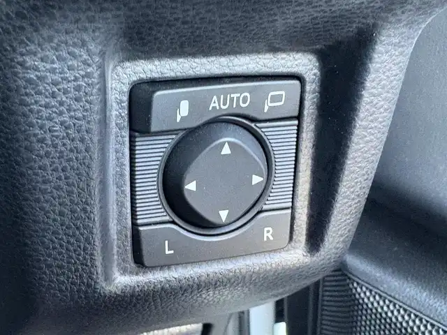 トヨタ クラウン ハイブリッド RS 大分県 2021(令3)年 2.3万km プレシャスホワイトパール ・純正ナビ(CD/DVD/BT/USB)/・バックカメラ/・フルセグテレビ/・プリクラッシュセーフティ/・ブラインドスポットモニター/・コーナーセンサー/・オートハイビーム/・MTモード付きAT/・ETC/・ドライブレコーダー/・ブレーキホールド/・パワーシート/・シートヒーター/・スマートキー/・プッシュスタートボタン