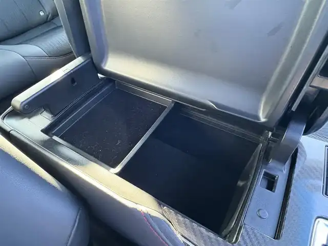 トヨタ クラウン ハイブリッド RS 大分県 2021(令3)年 2.3万km プレシャスホワイトパール ・純正ナビ(CD/DVD/BT/USB)/・バックカメラ/・フルセグテレビ/・プリクラッシュセーフティ/・ブラインドスポットモニター/・コーナーセンサー/・オートハイビーム/・MTモード付きAT/・ETC/・ドライブレコーダー/・ブレーキホールド/・パワーシート/・シートヒーター/・スマートキー/・プッシュスタートボタン