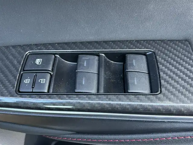 トヨタ クラウン ハイブリッド RS 大分県 2021(令3)年 2.3万km プレシャスホワイトパール ・純正ナビ(CD/DVD/BT/USB)/・バックカメラ/・フルセグテレビ/・プリクラッシュセーフティ/・ブラインドスポットモニター/・コーナーセンサー/・オートハイビーム/・MTモード付きAT/・ETC/・ドライブレコーダー/・ブレーキホールド/・パワーシート/・シートヒーター/・スマートキー/・プッシュスタートボタン