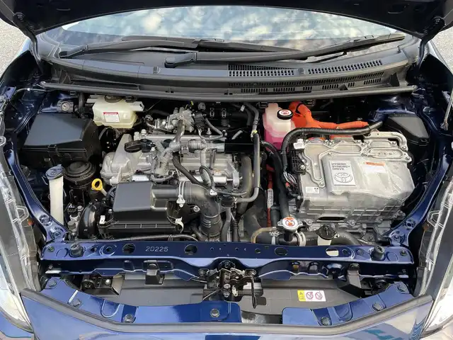 トヨタ アクア S スタイルブラック 兵庫県 2020(令2)年 5.9万km ダークブルーマイカ /OP パノラミックビューモニター//OP 寒冷地仕様（ウインドシールドデアイサー）//社外メモリーナビ（AVIC-RW810）//地デジ/DVD/BT//ステアリングリモコン//オートLDEDヘッドランプ//社外15インチAW//ビルトインETC//クリアランスソナー//プリクラッシュセーフティ//レーンディパーチャーアラート//オートマチックハイビーム//パーキングサポートブレーキ//運転席シートリフター