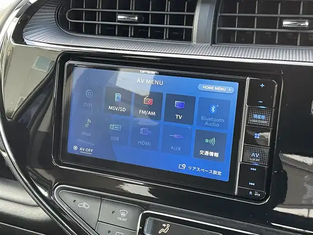 トヨタ アクア S スタイルブラック 兵庫県 2020(令2)年 5.9万km ダークブルーマイカ /OP パノラミックビューモニター//OP 寒冷地仕様（ウインドシールドデアイサー）//社外メモリーナビ（AVIC-RW810）//地デジ/DVD/BT//ステアリングリモコン//オートLDEDヘッドランプ//社外15インチAW//ビルトインETC//クリアランスソナー//プリクラッシュセーフティ//レーンディパーチャーアラート//オートマチックハイビーム//パーキングサポートブレーキ//運転席シートリフター