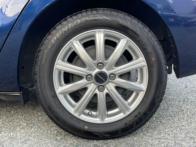 トヨタ アクア S スタイルブラック 兵庫県 2020(令2)年 5.9万km ダークブルーマイカ /OP パノラミックビューモニター//OP 寒冷地仕様（ウインドシールドデアイサー）//社外メモリーナビ（AVIC-RW810）//地デジ/DVD/BT//ステアリングリモコン//オートLDEDヘッドランプ//社外15インチAW//ビルトインETC//クリアランスソナー//プリクラッシュセーフティ//レーンディパーチャーアラート//オートマチックハイビーム//パーキングサポートブレーキ//運転席シートリフター