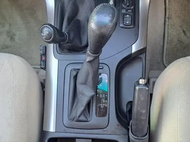 トヨタ ランドクルーザー プラド TZ 大阪府 2003(平15)年 10.9万km ホワイトパールクリスタルシャイン /４WD//純正DVDマルチナビ//トランスファー//HEIGHT COMTOROL//クルーズコントロール//社外ETC//バックカメラ//純正17インチアルミホイール//フロントセンサー//オートライト//Wエアバッグ//ABS//キーレス//取扱説明書有//スペアキー有