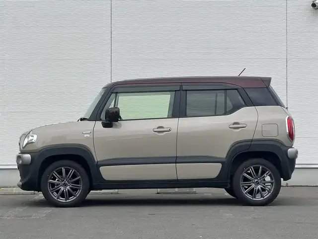 スズキ クロスビー HYBRID MV 秋田県 2024(令6)年 0.3万km キャラバンアイボリーパールメタリック/メロウディープレッド2トーン 衝突軽減システム/４WD/スマートキー/前席シートヒーター/コーナーセンサー/ワンオーナー/ダウンヒルアシストコントロール/レーンキープアシスト/アイドリングストップ/パーキングアシスト/プッシュスタート/パドルシフト/社外アルミ/純正フロアマット/純正ドアバイザー/オートライト/オートエアコン/パワーステアリング/パワーウィンドウ/横滑り防止/電動格納ウィンカーミラー/保証書/取扱説明書/記録簿