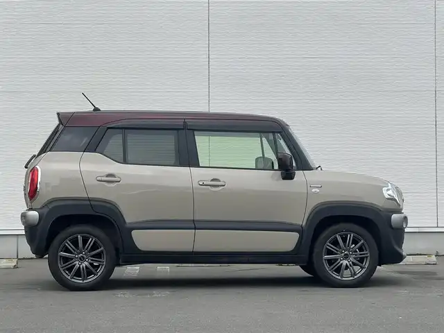 スズキ クロスビー HYBRID MV 秋田県 2024(令6)年 0.3万km キャラバンアイボリーパールメタリック/メロウディープレッド2トーン 衝突軽減システム/４WD/スマートキー/前席シートヒーター/コーナーセンサー/ワンオーナー/ダウンヒルアシストコントロール/レーンキープアシスト/アイドリングストップ/パーキングアシスト/プッシュスタート/パドルシフト/社外アルミ/純正フロアマット/純正ドアバイザー/オートライト/オートエアコン/パワーステアリング/パワーウィンドウ/横滑り防止/電動格納ウィンカーミラー/保証書/取扱説明書/記録簿