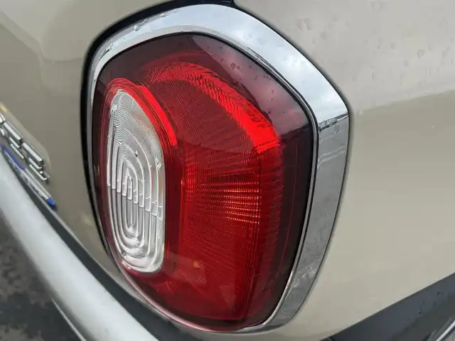 スズキ クロスビー HYBRID MV 秋田県 2024(令6)年 0.3万km キャラバンアイボリーパールメタリック/メロウディープレッド2トーン 衝突軽減システム/４WD/スマートキー/前席シートヒーター/コーナーセンサー/ワンオーナー/ダウンヒルアシストコントロール/レーンキープアシスト/アイドリングストップ/パーキングアシスト/プッシュスタート/パドルシフト/社外アルミ/純正フロアマット/純正ドアバイザー/オートライト/オートエアコン/パワーステアリング/パワーウィンドウ/横滑り防止/電動格納ウィンカーミラー/保証書/取扱説明書/記録簿