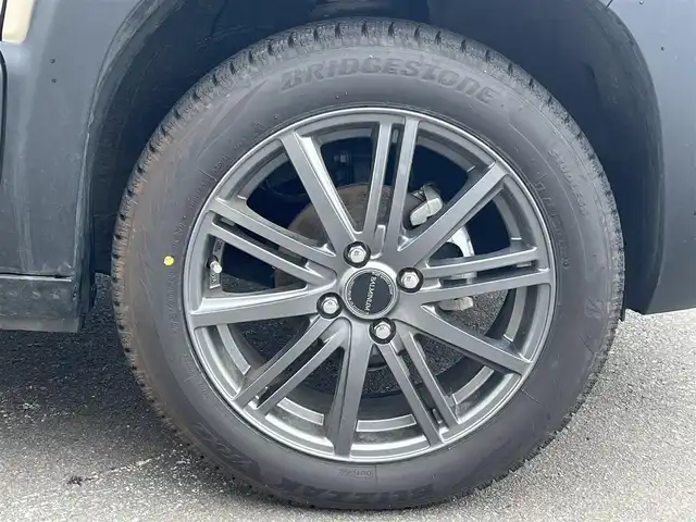 スズキ クロスビー HYBRID MV 秋田県 2024(令6)年 0.3万km キャラバンアイボリーパールメタリック/メロウディープレッド2トーン 衝突軽減システム/４WD/スマートキー/前席シートヒーター/コーナーセンサー/ワンオーナー/ダウンヒルアシストコントロール/レーンキープアシスト/アイドリングストップ/パーキングアシスト/プッシュスタート/パドルシフト/社外アルミ/純正フロアマット/純正ドアバイザー/オートライト/オートエアコン/パワーステアリング/パワーウィンドウ/横滑り防止/電動格納ウィンカーミラー/保証書/取扱説明書/記録簿