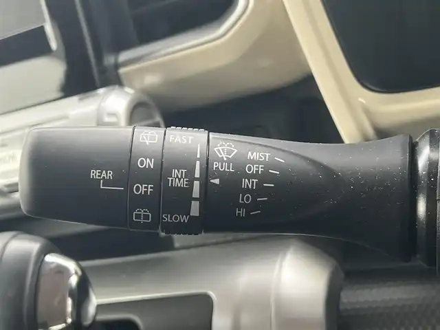 スズキ クロスビー HYBRID MV 秋田県 2024(令6)年 0.3万km キャラバンアイボリーパールメタリック/メロウディープレッド2トーン 衝突軽減システム/４WD/スマートキー/前席シートヒーター/コーナーセンサー/ワンオーナー/ダウンヒルアシストコントロール/レーンキープアシスト/アイドリングストップ/パーキングアシスト/プッシュスタート/パドルシフト/社外アルミ/純正フロアマット/純正ドアバイザー/オートライト/オートエアコン/パワーステアリング/パワーウィンドウ/横滑り防止/電動格納ウィンカーミラー/保証書/取扱説明書/記録簿