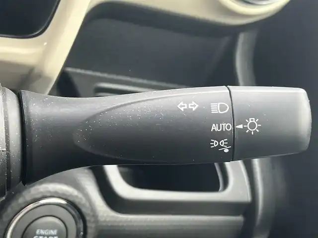 スズキ クロスビー HYBRID MV 秋田県 2024(令6)年 0.3万km キャラバンアイボリーパールメタリック/メロウディープレッド2トーン 衝突軽減システム/４WD/スマートキー/前席シートヒーター/コーナーセンサー/ワンオーナー/ダウンヒルアシストコントロール/レーンキープアシスト/アイドリングストップ/パーキングアシスト/プッシュスタート/パドルシフト/社外アルミ/純正フロアマット/純正ドアバイザー/オートライト/オートエアコン/パワーステアリング/パワーウィンドウ/横滑り防止/電動格納ウィンカーミラー/保証書/取扱説明書/記録簿