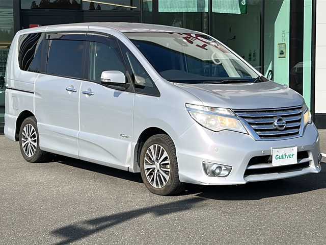 日産 セレナ HWS S HV Vセレ Aセーフ 鹿児島県 2014(平26)年 5.4万km ブリリアントシルバー 両側パワースライドドア/電動ステップ/純正ナビ　MM113-D/(CD/ワンセグテレビ/ラジオ)/全方位カメラ/ワンオーナー/前方ドライブレコーダー/車線逸脱防止機能/衝突被害軽減ブレーキ/純正フロアマット/クルーズコントロール/3列シート/プッシュスタート/ドアバイザー/取扱説明書/保証書/スペアキー×1