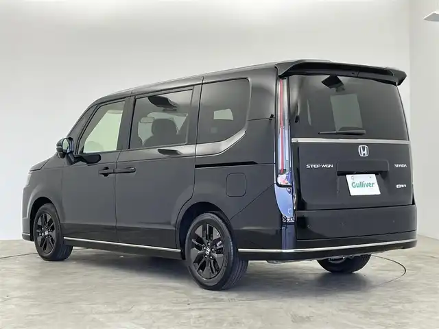 ホンダ ステップワゴン スパーダ eHEV 群馬県 2025(令7)年 0.1万km未満 クリスタルブラックパール 純正メモリーナビ　バックカメラ　両側パワースライドドア　レーダークルーズコントロール　パワーバックドア　ＢＳＭ　ＬＥＤ　ＡＨＢ　ハーフレザーシート　純正１６インチＡＷ　ステアリングリモコン　禁煙車