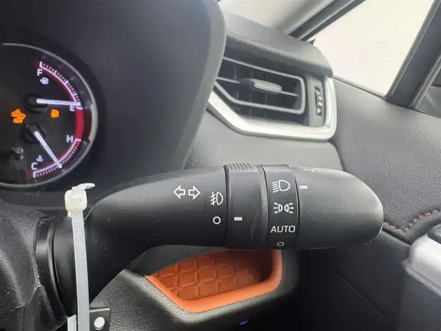 トヨタ ＲＡＶ４ アドベンチャー 愛知県 2020(令2)年 5.2万km アーバンカーキ トヨタ純正9インチディーラーオプションナビ/　　・CD/DVD/BT/フルセグ/バックカメラ/ステアリングリモコン/アダクティブクルーズコントロール/MTモード/4WD/ビルトインETC/100V充電/ドライブレコーダー/社外ルーフキャリアー/純正19インチアルミホイール/衝突軽減システム/レーンキープアシスト/オートライト/オートマチックハイビーム/ダウンヒルアシストコントロール/エアバック/　　・運転席/助手席/サイド/カーテン/スマートキー