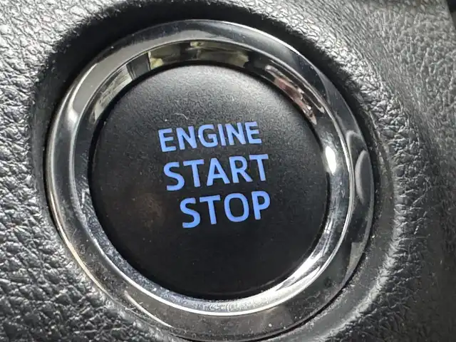 トヨタ ＲＡＶ４ アドベンチャー 愛知県 2020(令2)年 5.2万km アーバンカーキ トヨタ純正9インチディーラーオプションナビ/　　・CD/DVD/BT/フルセグ/バックカメラ/ステアリングリモコン/アダクティブクルーズコントロール/MTモード/4WD/ビルトインETC/100V充電/ドライブレコーダー/社外ルーフキャリアー/純正19インチアルミホイール/衝突軽減システム/レーンキープアシスト/オートライト/オートマチックハイビーム/ダウンヒルアシストコントロール/エアバック/　　・運転席/助手席/サイド/カーテン/スマートキー