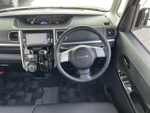 ダイハツ タント カスタム RS SA 愛知県 2014(平26)年 8.6万km ブラックマイカメタリック (株)IDOMが運営する【じしゃロン豊川店】の自社ローン専用車両になります。こちらは現金またはオートローンご利用時の価格です。自社ローンご希望の方は別途その旨お申付け下さい/ 純正メモリナビ/　◯ CD再生機能/　◯ DVD再生機能/　◯ フルセグTV/　◯ BT対応/ ETC/ 両側パワースライドドア/ プッシュスタート/ ドライブレコーダー/ ドアバイザー/ ウインカーミラー/ フロアマット