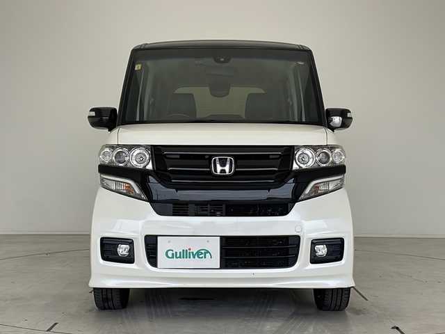 ホンダ Ｎ ＢＯＸ カスタム G ターボSSパッケージ 愛知県 2017(平29)年 13.2万km パール 衝突被害軽減ブレーキ/純正9インチSDナビ　ナビあり/両側パワースライドドア/クルーズコントロール/シートヒーター/フルセグTV/CD DVD/Bluetooth/バックカメラ/純正アルミホイール/LEDヘッドライト/パドルシフト/ドライブレコーダー/ETC/ステアリングスイッチ/スマートキー/プッシュスタート