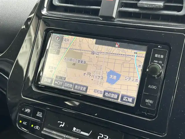 トヨタ プリウス S ツーリングセレクション 静岡県 2016(平28)年 6.8万km ホワイトパールクリスタルシャイン 純正７インチＳＤナビ/フルセグＴＶ/ＤＶＤ再生/ＢＴオーディオ/バックカメラ/前方ドラレコ/革巻ステアリング/ステアリングスイッチ/合皮シート/シートヒーター/ビルトインＥＴＣ２．０/エアロ付 FSR/電動格納ミラー/ウインカーミラー/純正１７インチＡＷ